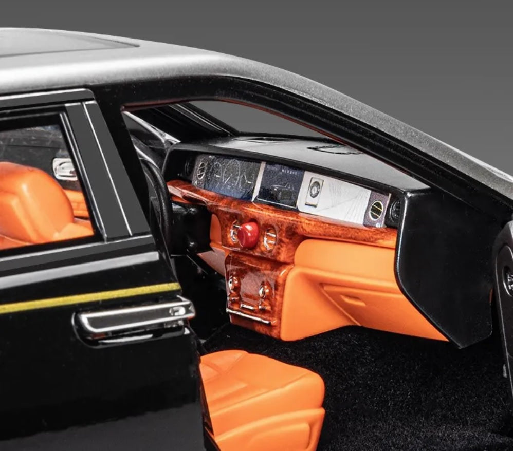 1:18 Rolls Royce Phantom Diecast Car Model (4 colors)