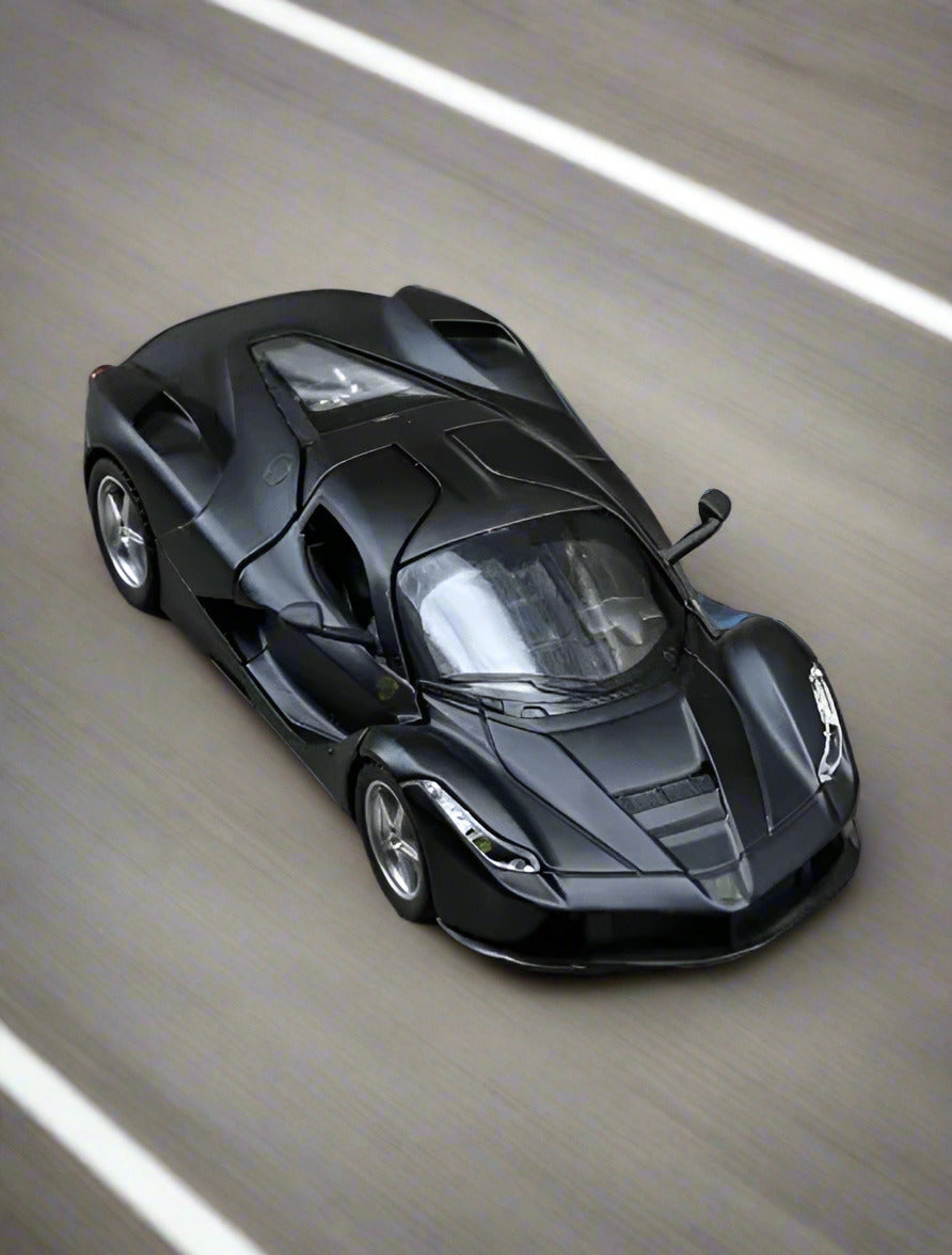 1:32 Ferrari LaFerrari Diecast Car Model (Red/Black/Yellow)