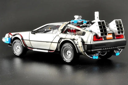 1:18 Back to the Future DeLorean DMC-12 Diecast Car Model