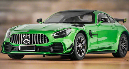 1:18 Mercedes Benz AMG GT R Diecast Car Model (Green/Black)