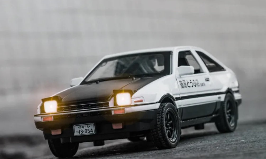 1:32 Toyota Sprinter Trueno AE86 Diecast Car Model (Standard/Premium)