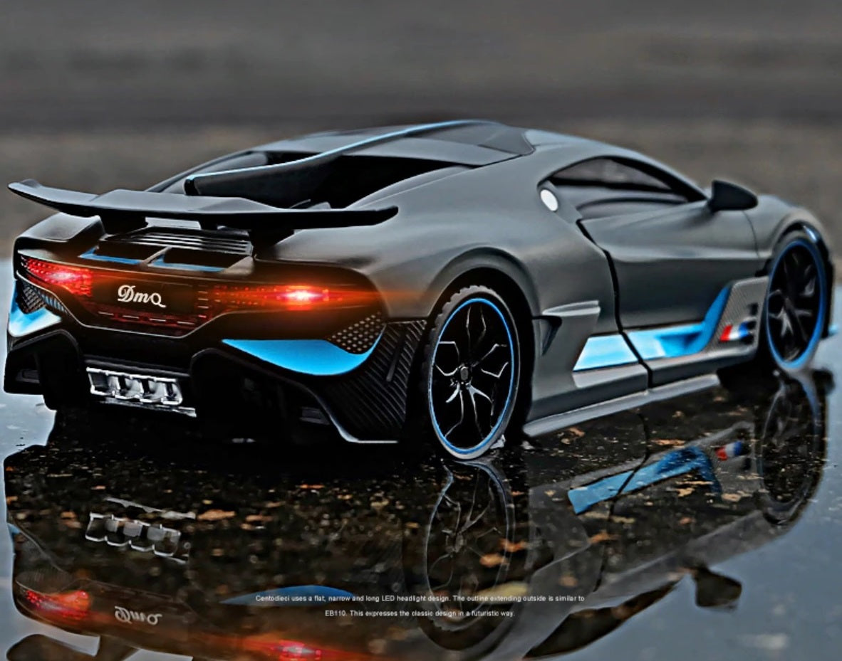 1:32 Bugatti Divo Diecast Car Model (Gray/Blue/Red)