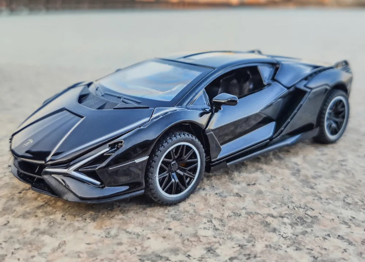 1:32 Lamborghini Sian FKP 37 Diecast Car Model (Black/Gold/Blue/Red)