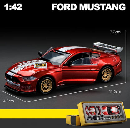 1:42 2018 Ford Mustang GT Diecast Car Model (Red/Blue/Yellow)