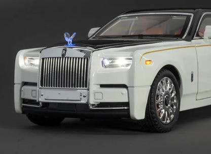 1:18 Rolls Royce Phantom Diecast Car Model (4 colors)