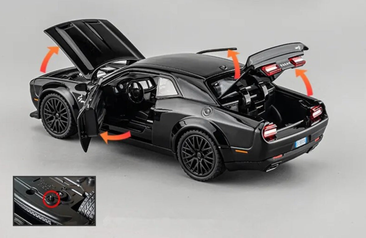 1:32 Dodge Challenger SRT Hellcat Diecast Car Model (Black/White/Red/Police)